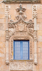 Fototapeta na wymiar SALAMANCA, SPAIN, APRIL - 16, 2016: The gothic - renaissance window of Casa de los Barca Alcaras.
