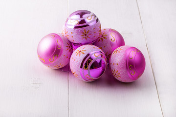 Red Christmas decorations scattered