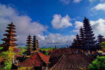 Fototapeta na wymiar Taman Ayun Temple (Bali, Indonesia) on a beautiful sunny day