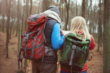 Obraz na płótnie Canvas Rear view of hiking couple.