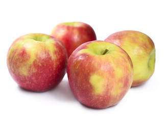 Fototapeta na wymiar organic red apples, isolated on white background.