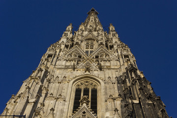 Fototapeta na wymiar Tower close up of Stephandson cathedral in Vienna, Austria