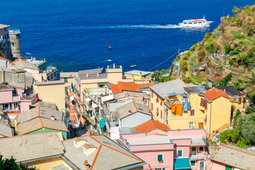 Obraz premium Manarola. Village on the rock.