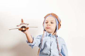 Little boy pilot © oksix