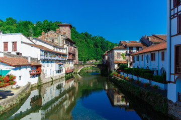 Fototapeta na wymiar Beautiful landscape with houses