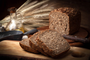 Wholemeal bread with sunflower seeds.