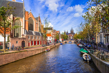 Obraz premium Beautiful romantic canals of Amsterdam, Holland