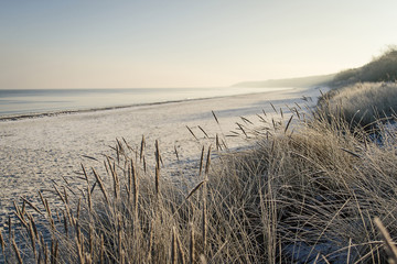 Obrazy na Szkle  Plaża nad Morzem Bałtyckim zimą