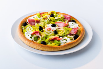 Pizza with ham