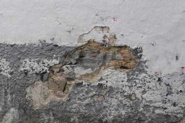Renovationsbedürftige Mauer