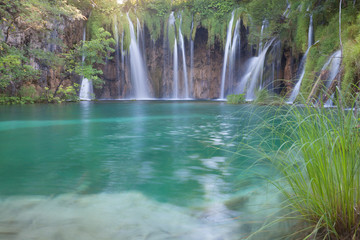 Fototapeta na wymiar Beautiful summer waterfalls