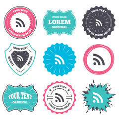 Obraz premium Label and badge templates. RSS sign icon. RSS feed symbol. Retro style banners, emblems. Vector