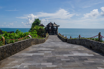 The way to balinese temple Tanah Lot, Indonesia