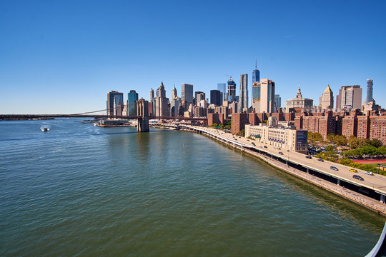 NEW YORK CITY - SEPTEMBER 25: FDR Drive along East River on Manhattan with the Downtown skyline and Brooklyn Bridge in the background