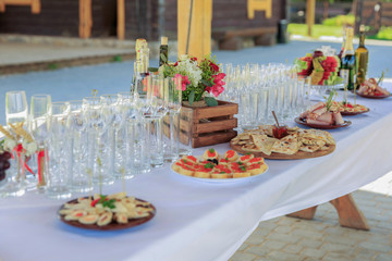 The elegant dinner table on the countryside