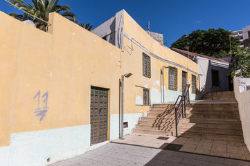Rue pittoresque de Puerto de la Cruz (Tenerife, Espagne)