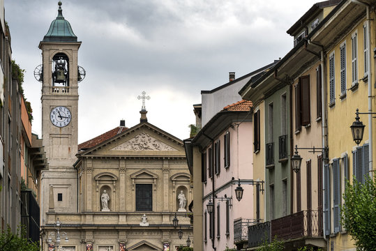 Saronno (Italy): Saints Peter and Paul church