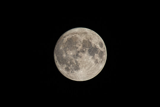 Full moon, Supermoon in Novmber 2016, the clearest moon for 68 y