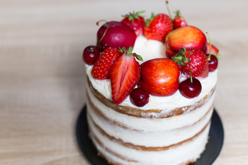 naked fruit cake homemade rustic wedding colorful red