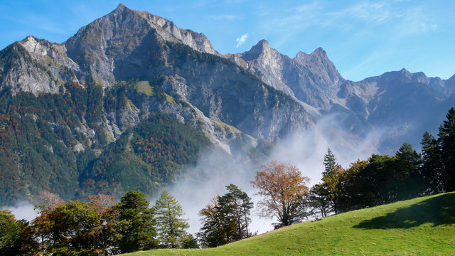 a view of the Swiss Alps near Maienfeld during fall