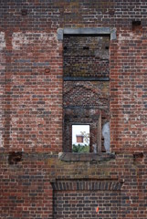 ruins of a brick plantation home