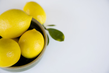 bowl of lemons 