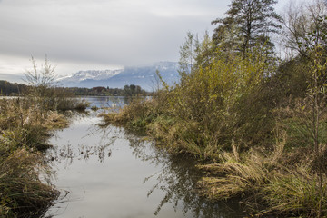 Lac de Sainte Hélène - Savoie.