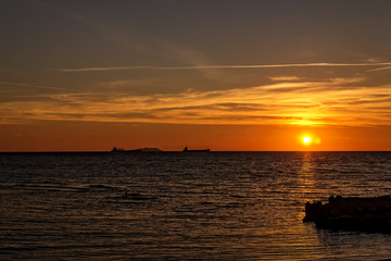 Fototapeta na wymiar Sonnenuntergang Ligurisches Meer