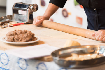 Preparazione degli agnolotti piemontesi