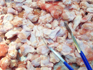 Obraz na płótnie Canvas Fresh chicken meat in a store