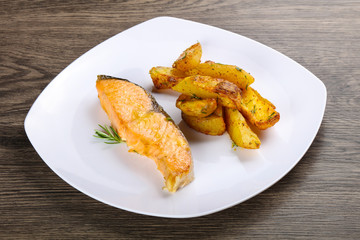 Baked salmon with potato