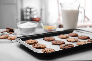 Freshly baked cookies on tray
