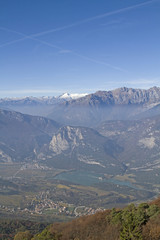 Tiefblick ins Sarchetal