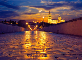 Salamanca sunset in roman bridge Tormes river - obrazy, fototapety, plakaty