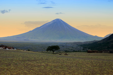 Ol Doinyo montagne sactée des Masaï