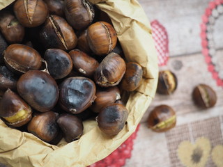 castagne in tavola