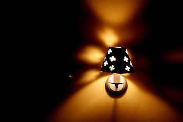 L&aacute;mpara de pared