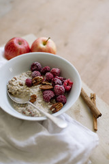 overnight oats with berries