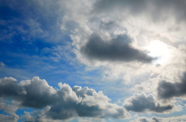 Fototapeta na wymiar Dramatic blue sky with gray clouds