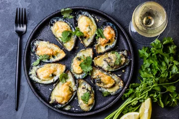 Gordijnen Seafood. Baked mussels with cheese and lemon in shells © lblinova