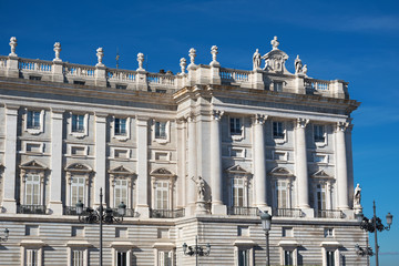 Fototapeta na wymiar Facade of the Spanish royal palace in Madrid.