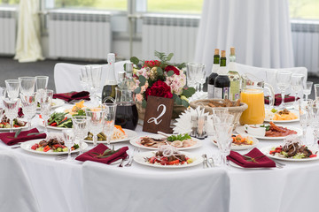 table in wedding day