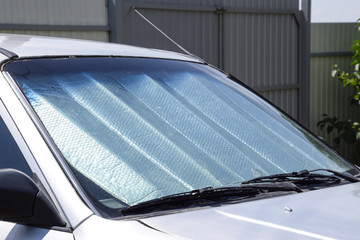 Sun Reflector windscreen. Protection of the car panel from direct sunlight.