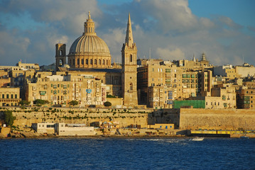 Fototapeta na wymiar Valletta harbor view, the capital of Malta