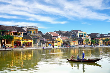 Fototapeta na wymiar Hoi An old town. Hoi An is a popular tourist destination of Asia. Hoian is recognized as a World Heritage Site by UNESCO