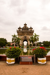 patuxay victory gate of Laos 