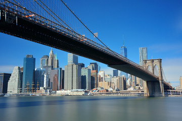 Fototapeta na wymiar Brooklyn Bridge and downtown Manhattan