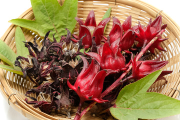 Fresh and dried roselle in the basket