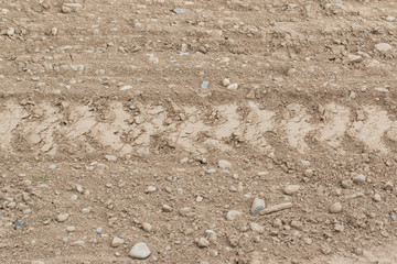 traces of the car on the ground
