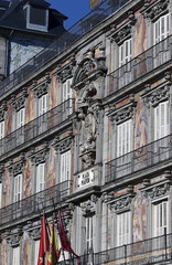 Obraz premium Plaza Mayor de Madrid con l a Casa de la Panadería y la estatua de Felipe III,España